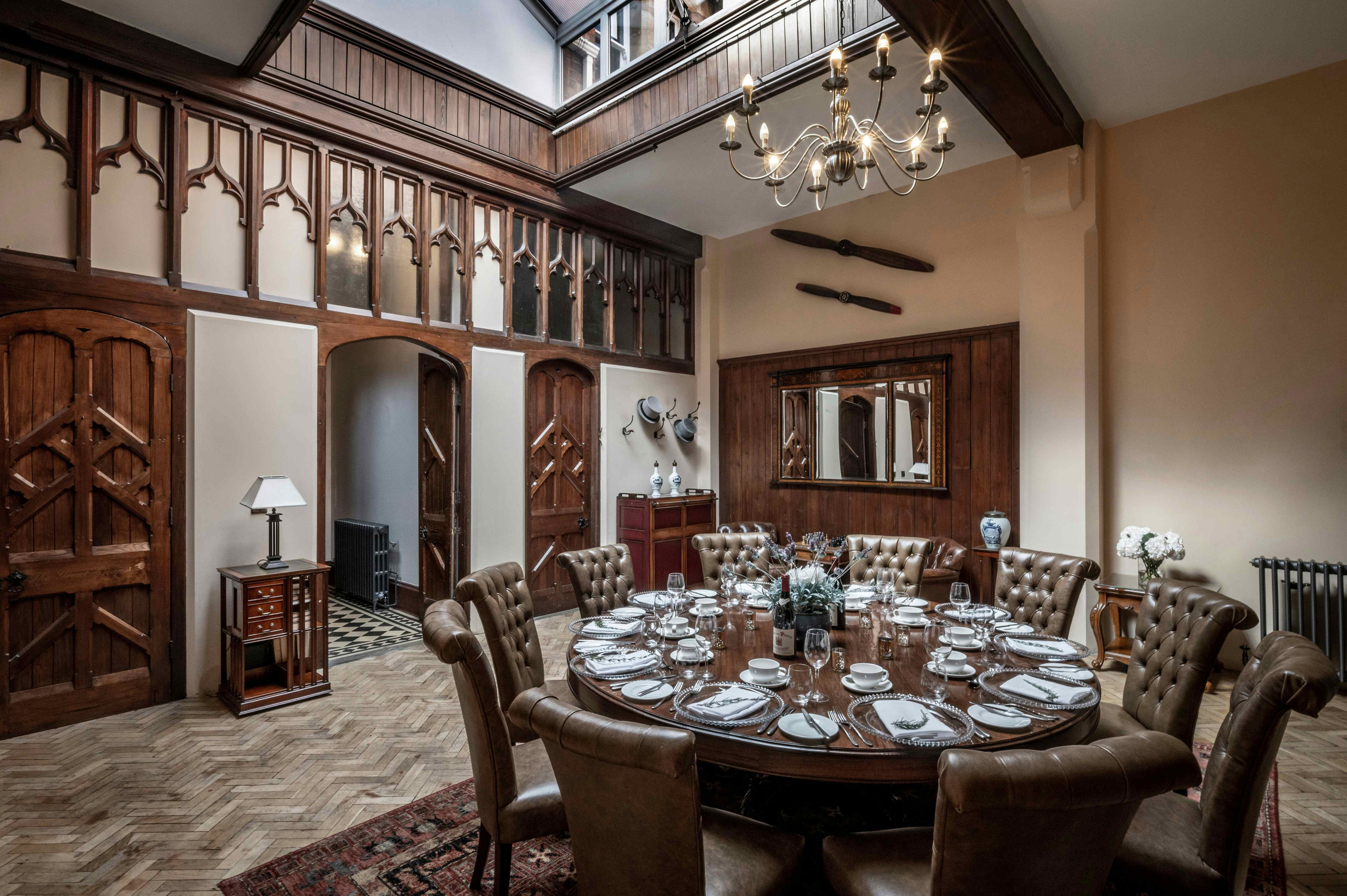 The Groom's Room, Stanbrook Abbey Hotel